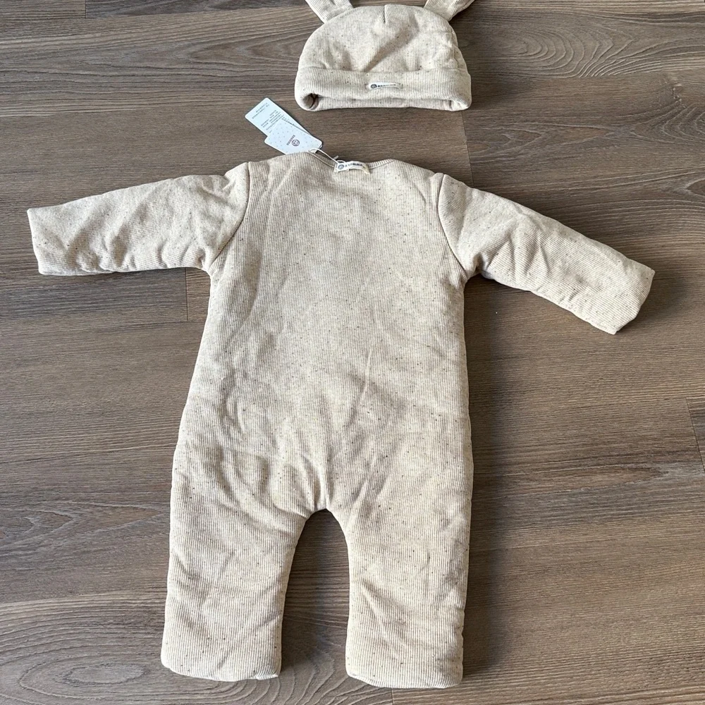 NWT CUTECUBS baby beige lightly filled coveralls with matching bunny hat 12-18m